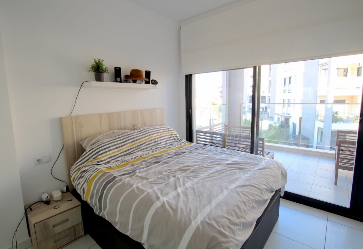 Resale · Apartment · Villamartin
