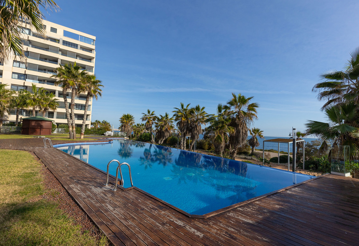 Rynek wtórny · Apartment · Torrevieja · Punta Prima