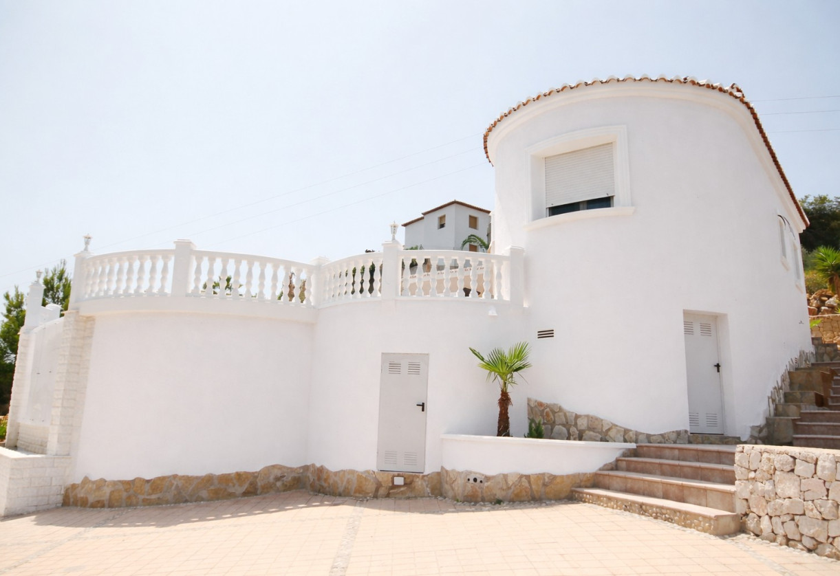 Wynajem krótkoterminowy · Villa · Jávea