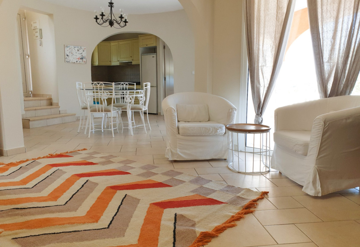 Wynajem krótkoterminowy · Villa · Jávea