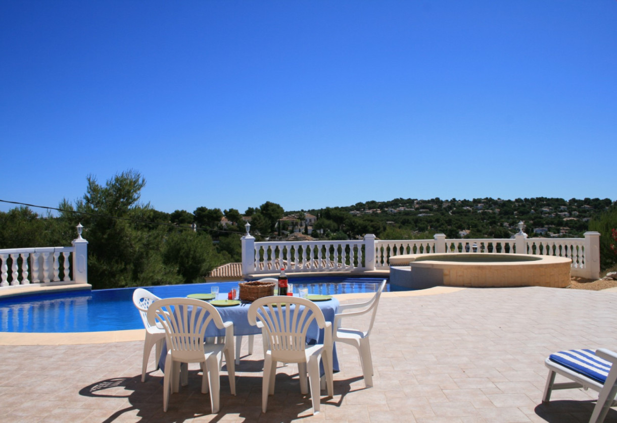 Wynajem krótkoterminowy · Villa · Jávea