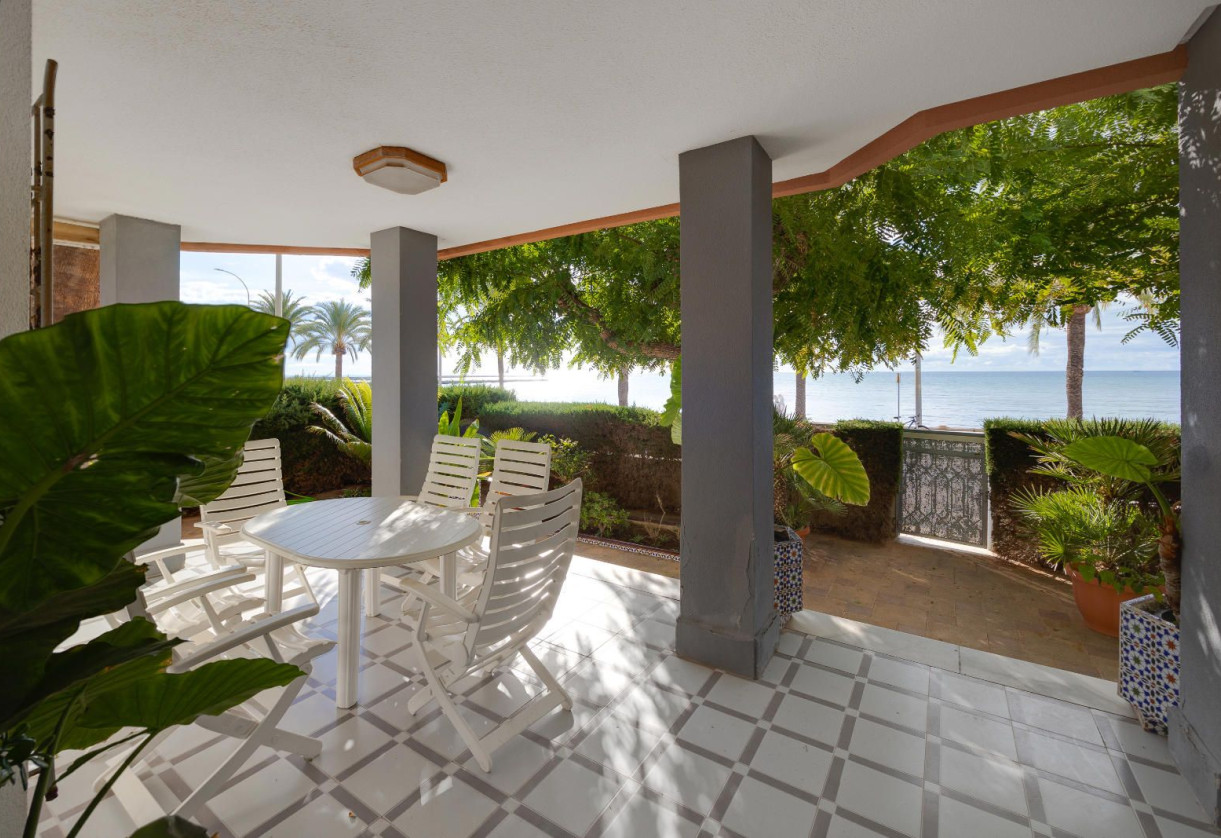 Resale · detached house · Santa Pola