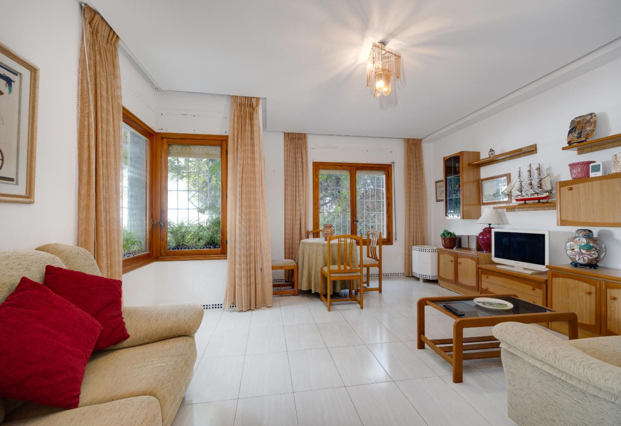 Resale · detached house · Santa Pola