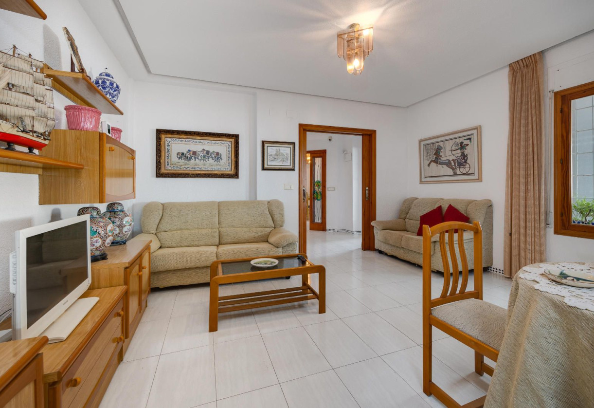 Resale · detached house · Santa Pola