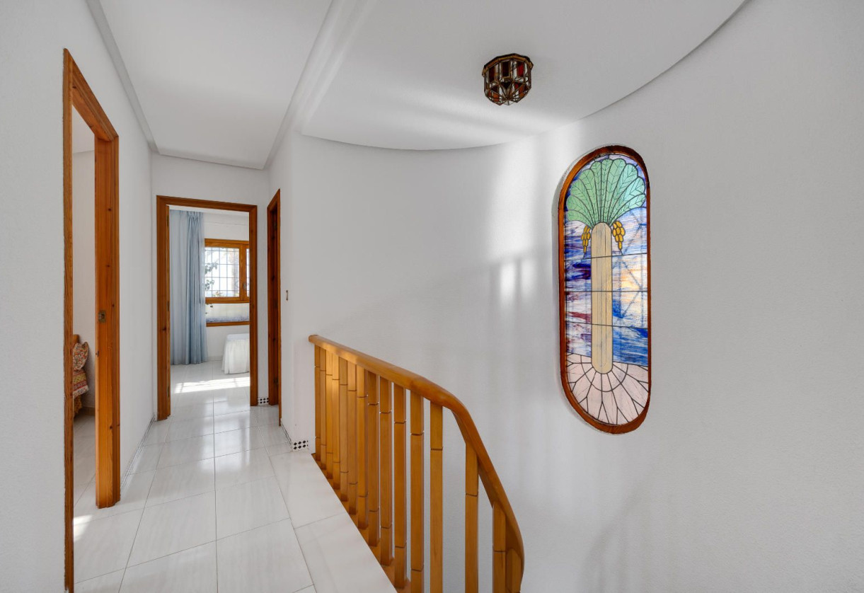 Resale · detached house · Santa Pola