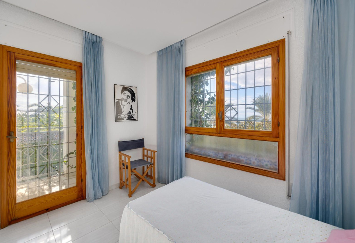 Resale · detached house · Santa Pola