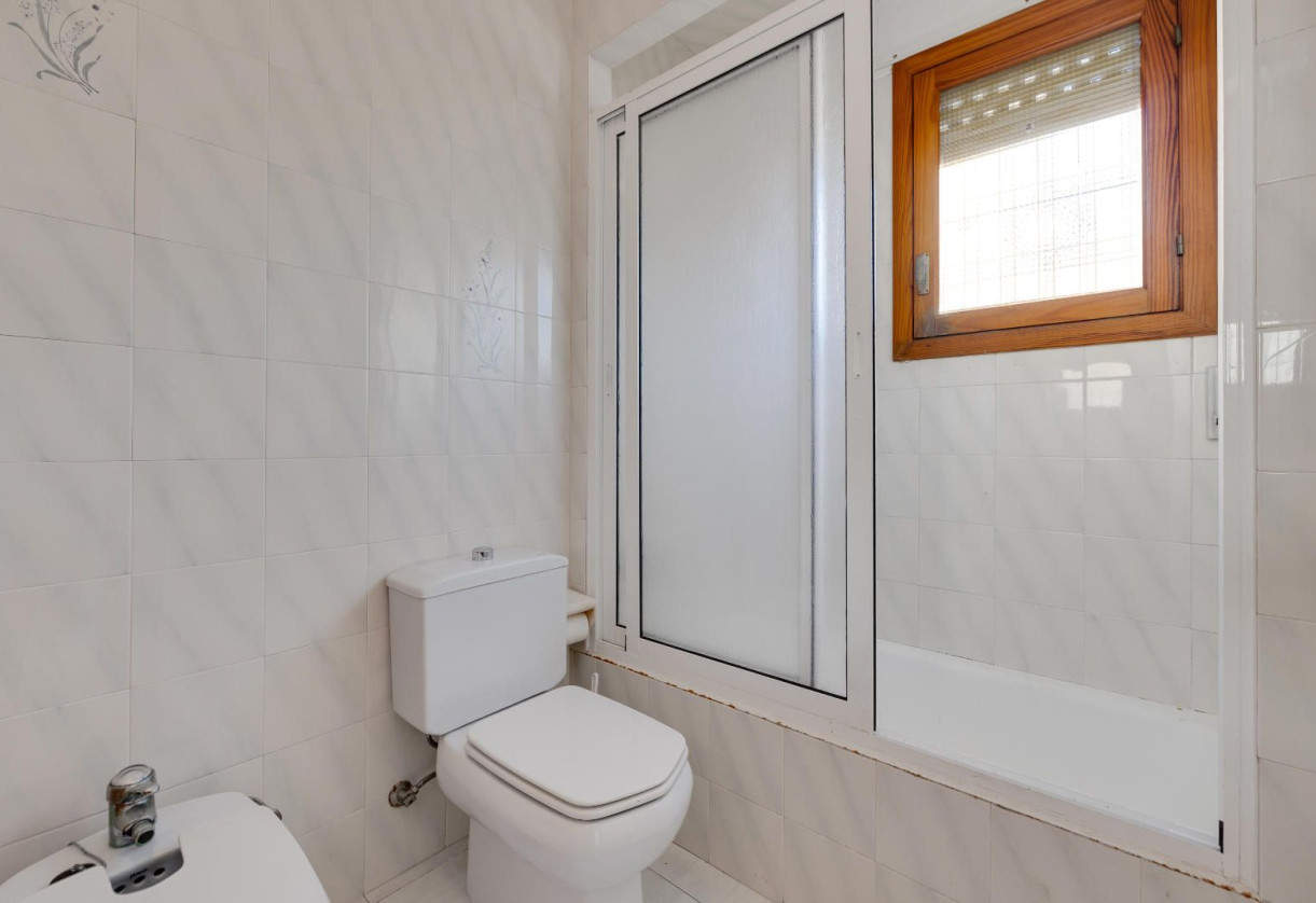 Resale · detached house · Santa Pola