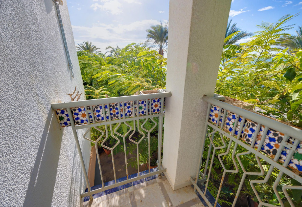 Resale · detached house · Santa Pola