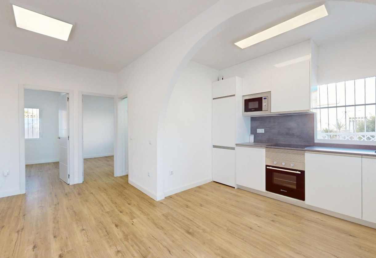 Rynek wtórny · Bungalow · San Miguel de Salinas · BLUE LAGOON