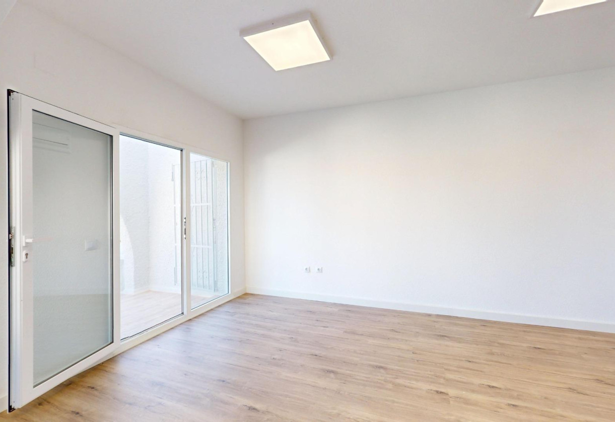 Rynek wtórny · Bungalow · San Miguel de Salinas · BLUE LAGOON