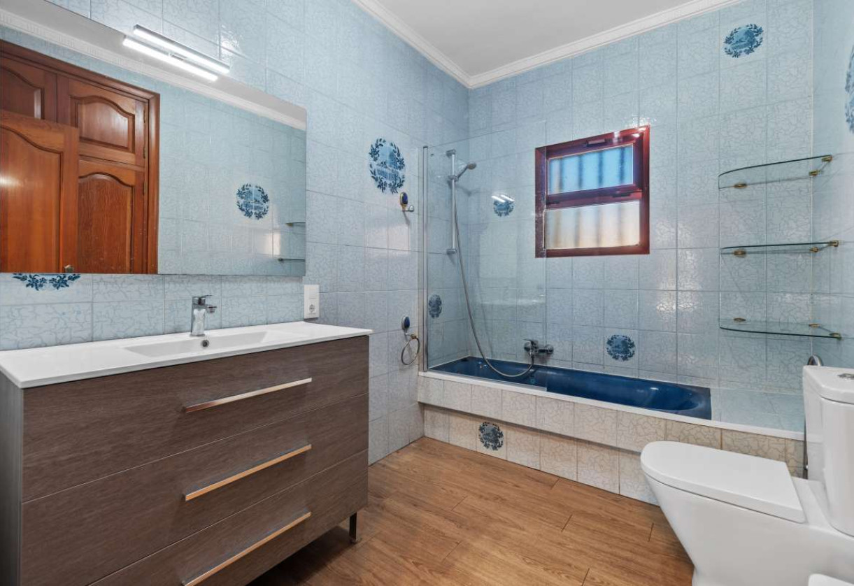 Sale · detached house · Calpe