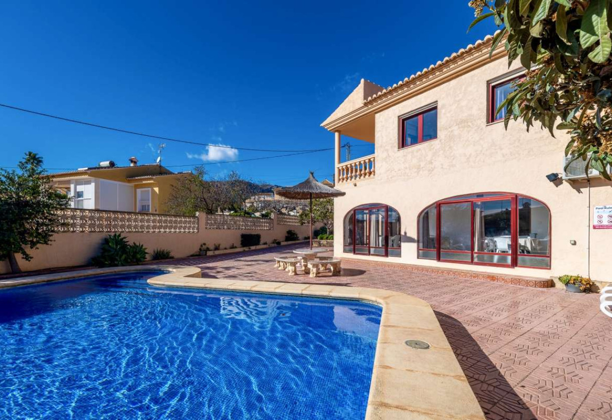 Sale · detached house · Calpe