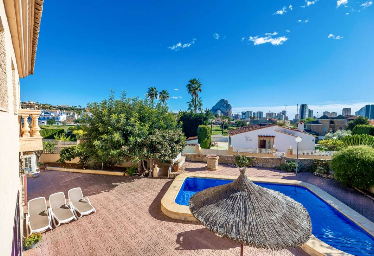 Sale · detached house · Calpe