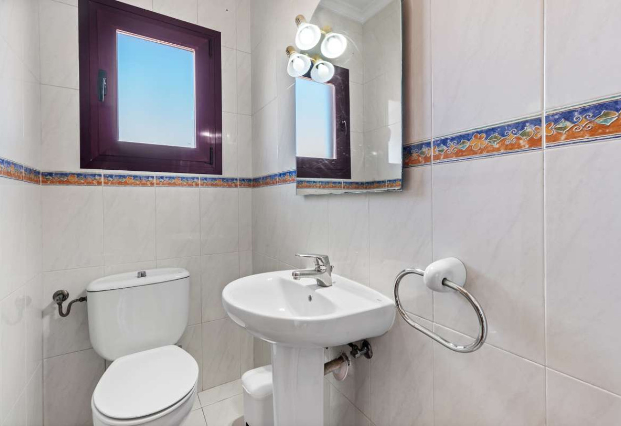 Sale · detached house · Calpe