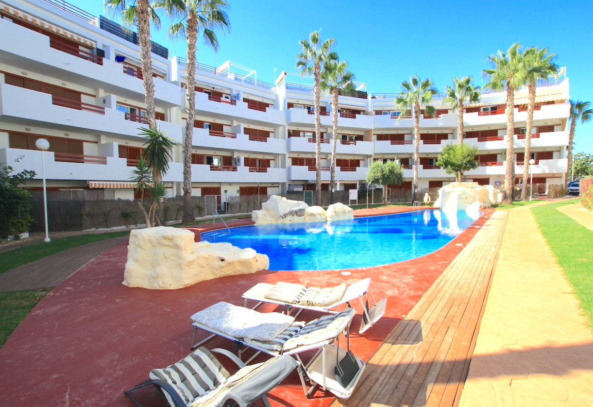 Resale · Apartment · Playa Flamenca