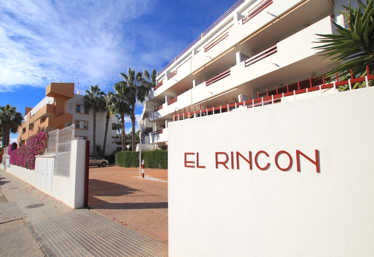Resale · Apartment · Playa Flamenca