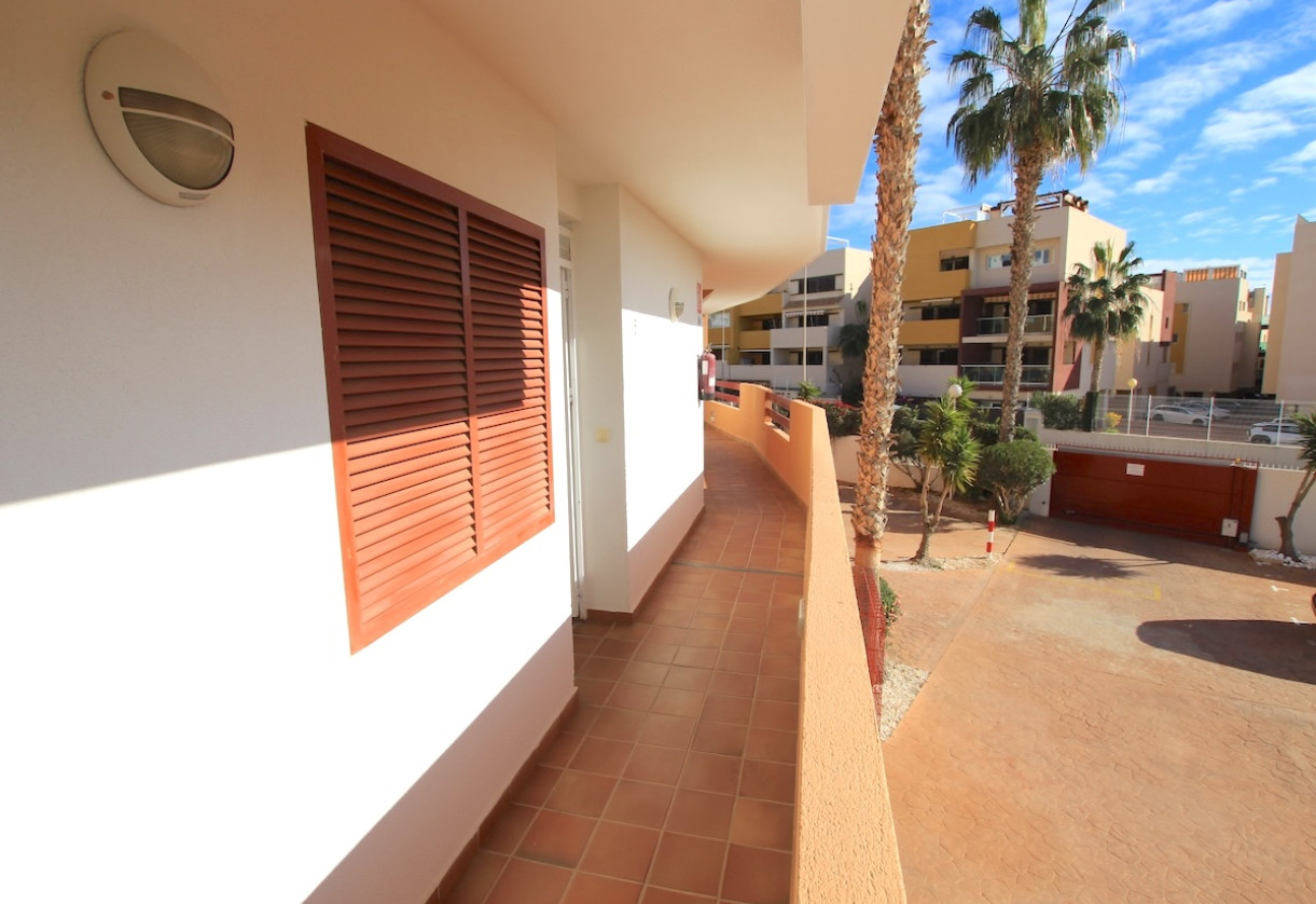 Resale · Apartment · Playa Flamenca