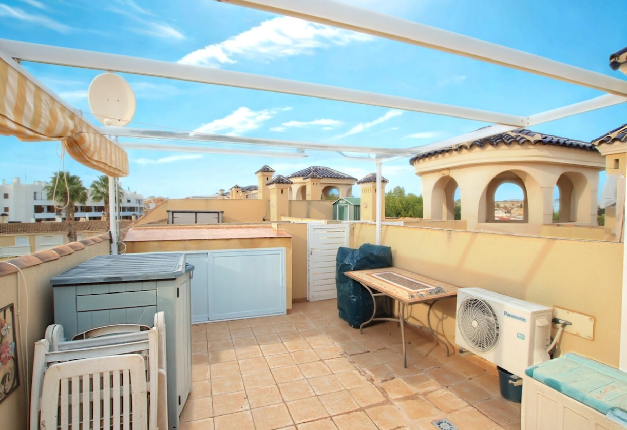 Resale · Apartment · Cabo Roig