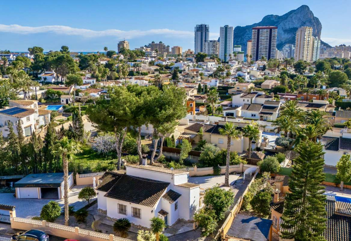 Sale · detached house · Calpe