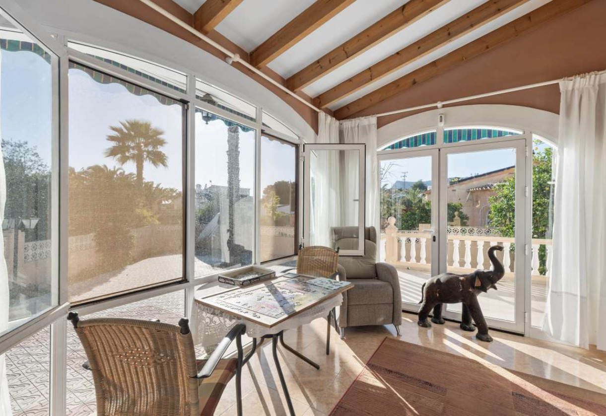 Sale · detached house · Calpe