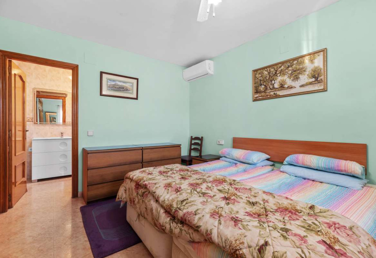 Sale · detached house · Calpe