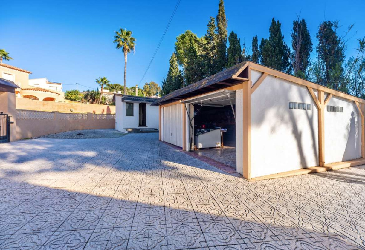 Sale · detached house · Calpe