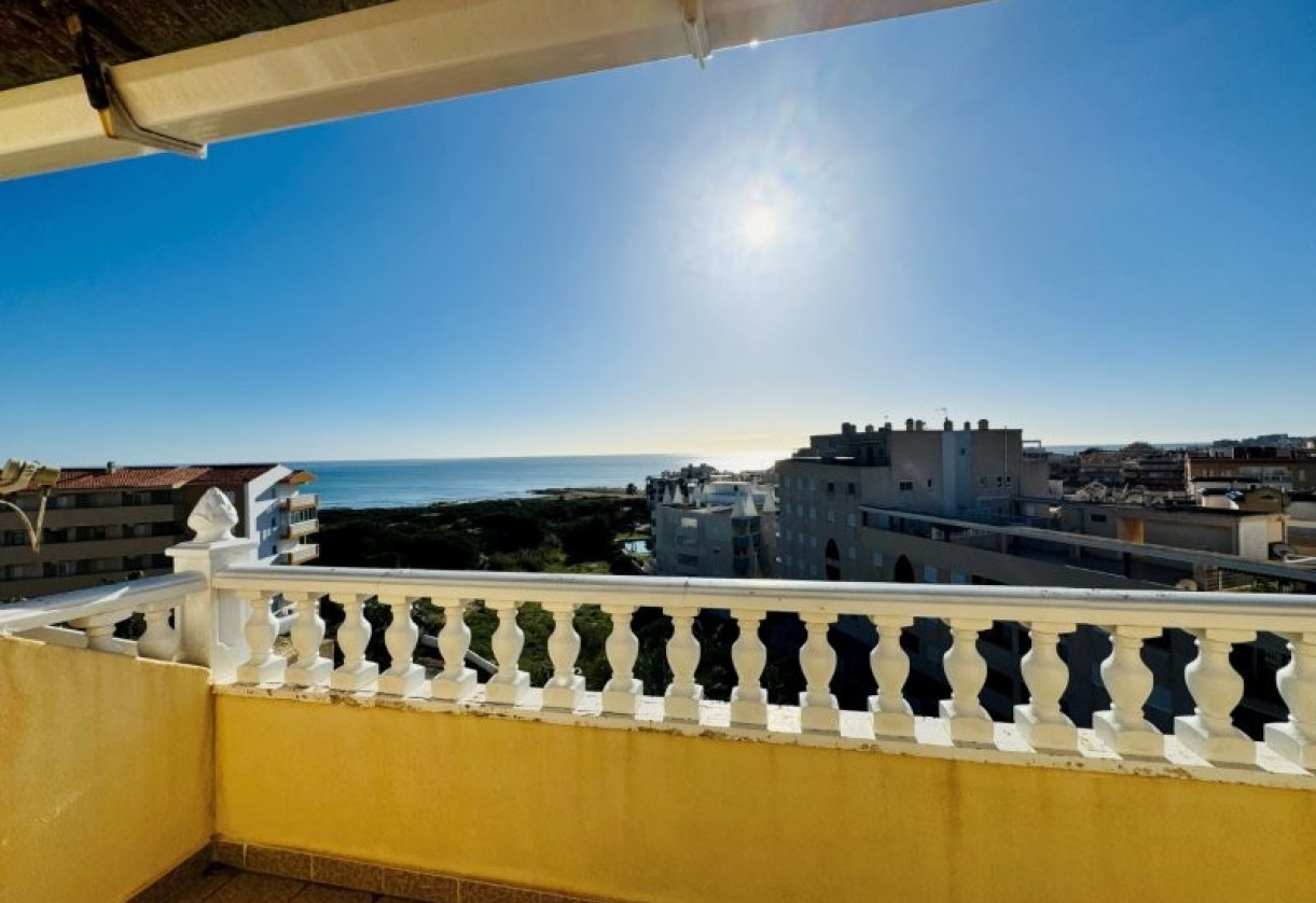 Rynek wtórny · penthouse · La Mata · Alanis