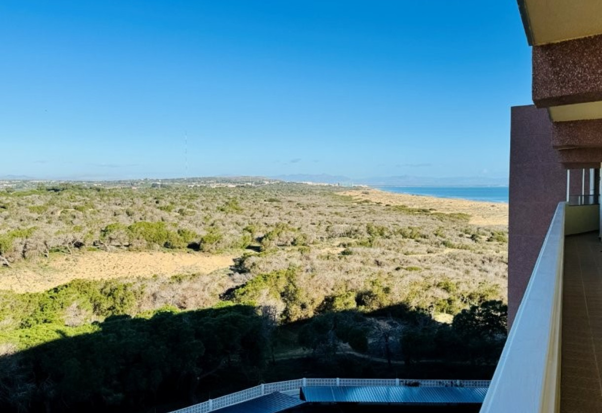 Rynek wtórny · penthouse · La Mata · Alanis