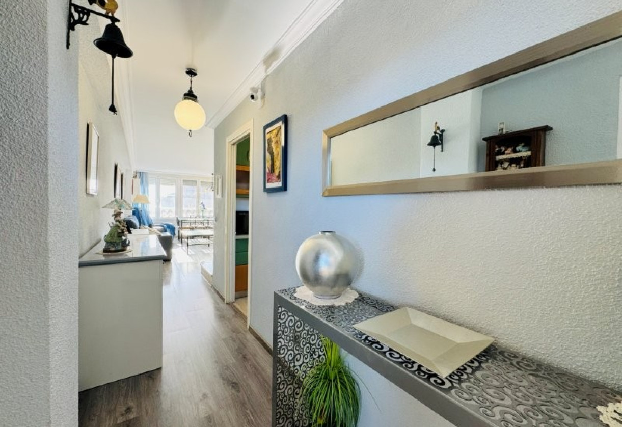 Rynek wtórny · penthouse · La Mata · Alanis