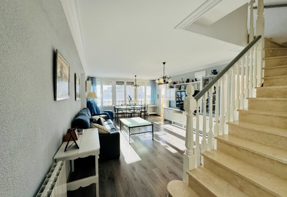 Rynek wtórny · penthouse · La Mata · Alanis