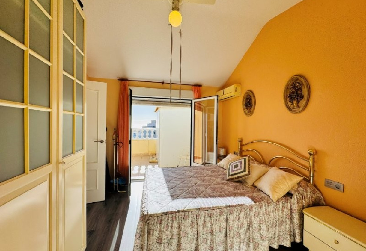 Rynek wtórny · penthouse · La Mata · Alanis