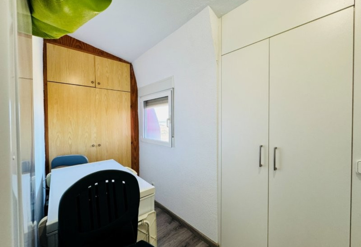 Rynek wtórny · penthouse · La Mata · Alanis