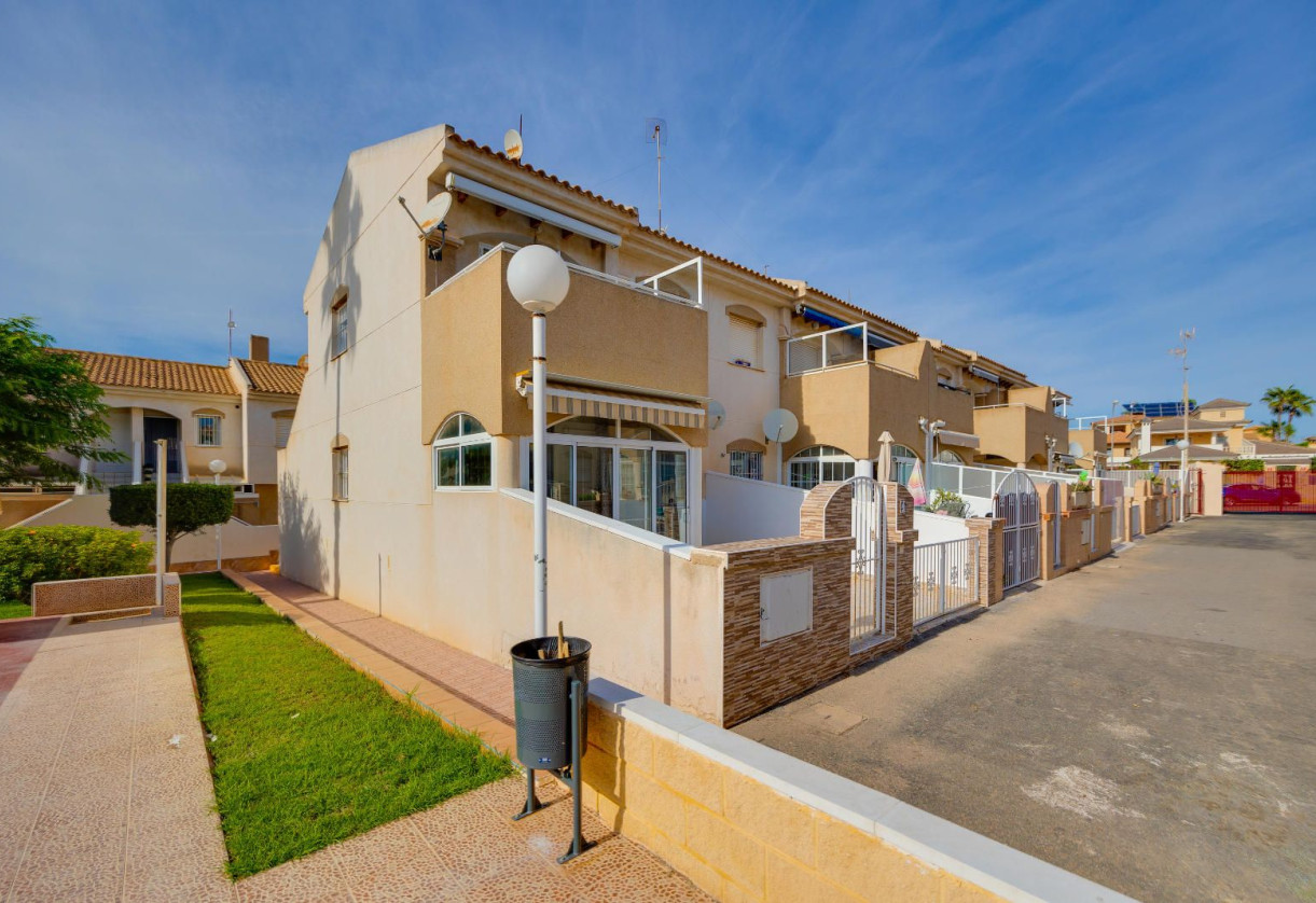 Rynek wtórny · Bungalows Planta Baja · Torrevieja · AGUAS NUEVAS