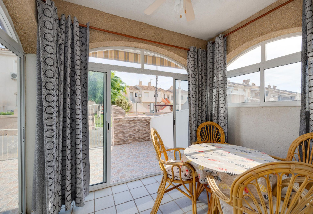 Rynek wtórny · Bungalows Planta Baja · Torrevieja · AGUAS NUEVAS