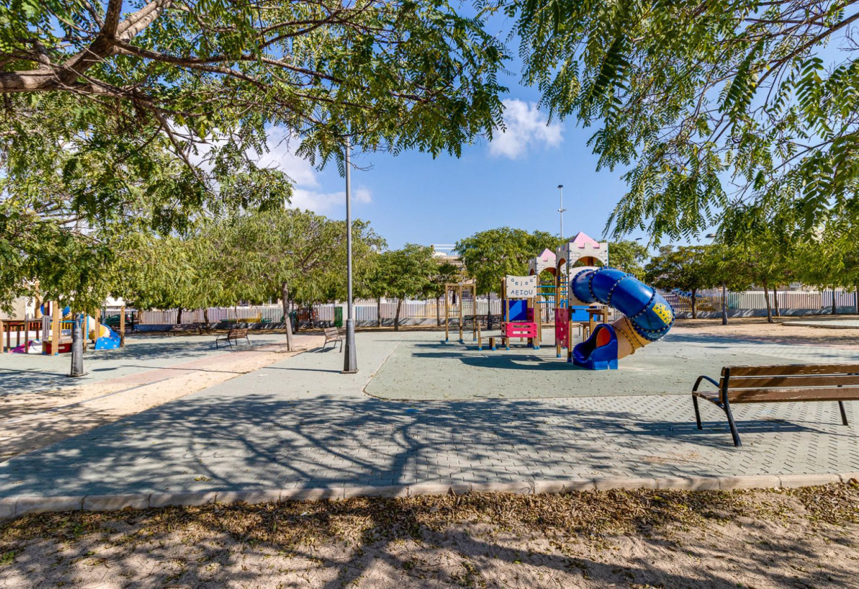 Rynek wtórny · Bungalows Planta Baja · Torrevieja · AGUAS NUEVAS