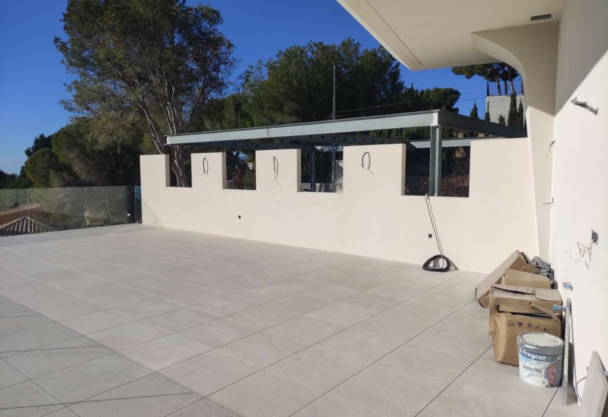 Resale · detached house · Altea