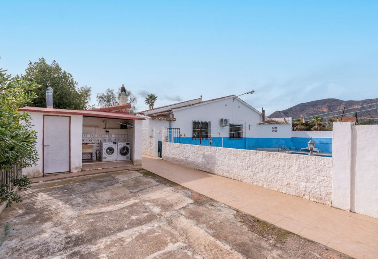 Sale · 3 Detached Villas · Hondón de las Nieves