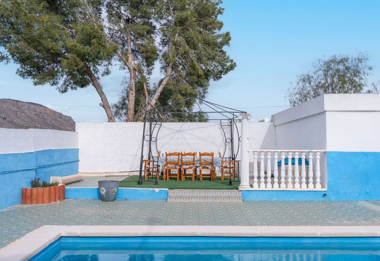 Sale · 3 Detached Villas · Hondón de las Nieves