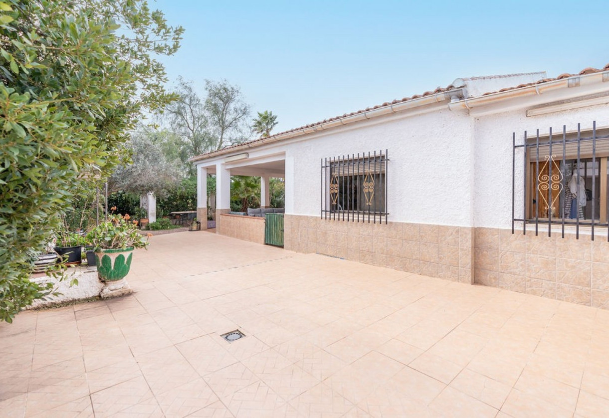 Sale · 3 Detached Villas · Hondón de las Nieves