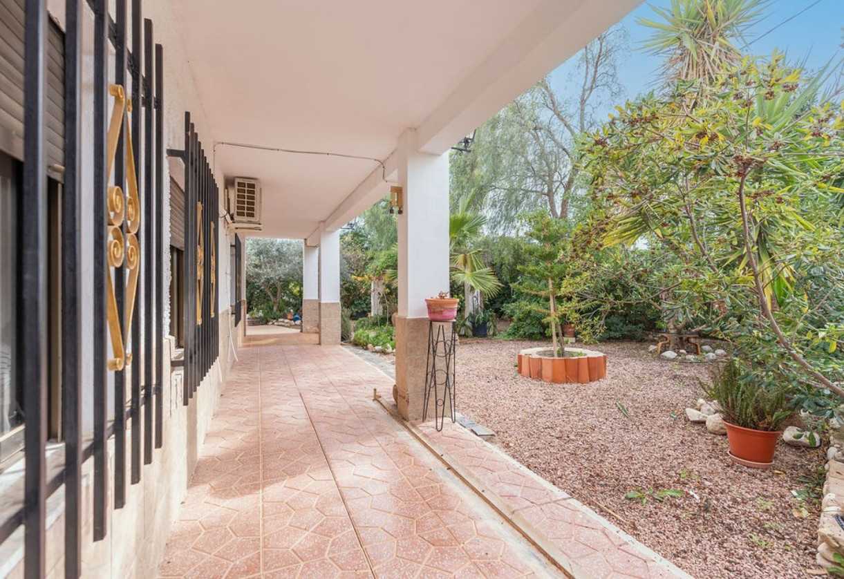 Sale · 3 Detached Villas · Hondón de las Nieves