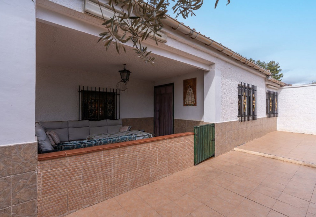 Sale · 3 Detached Villas · Hondón de las Nieves
