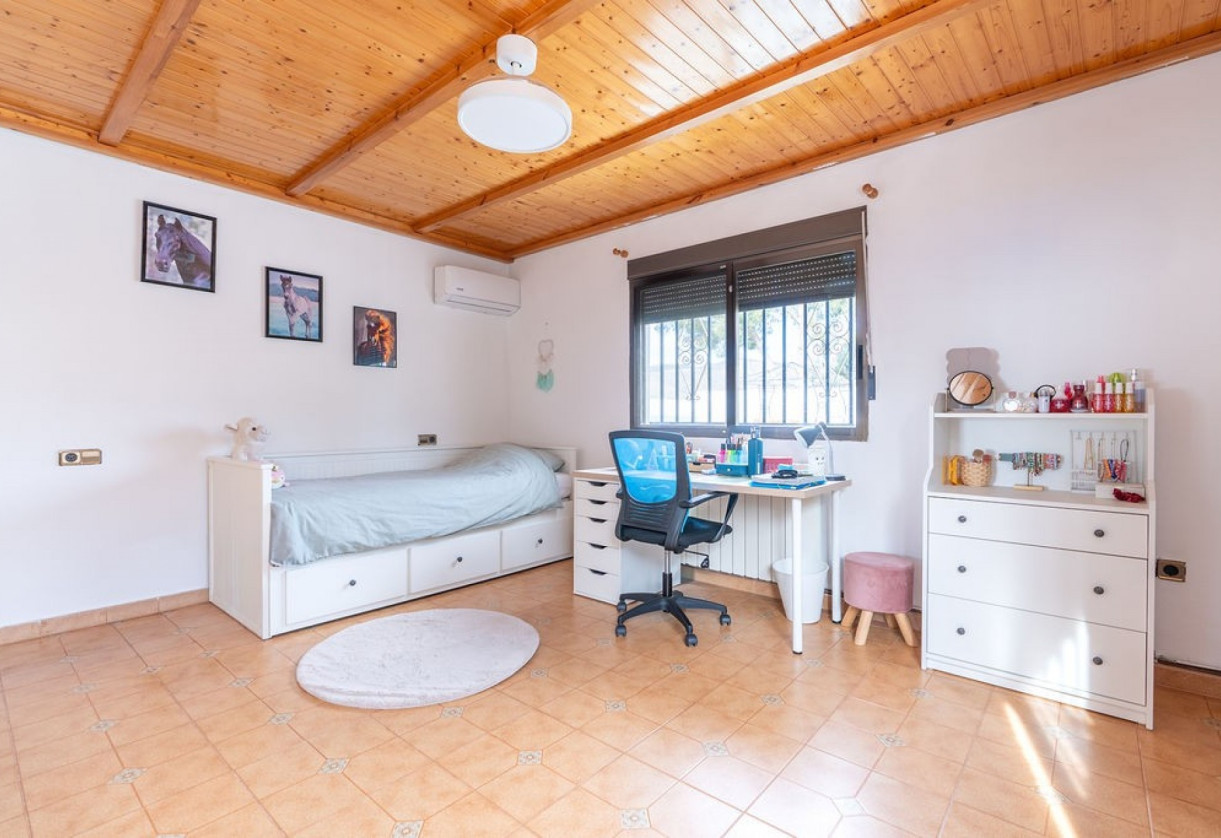 Sale · 3 Detached Villas · Hondón de las Nieves