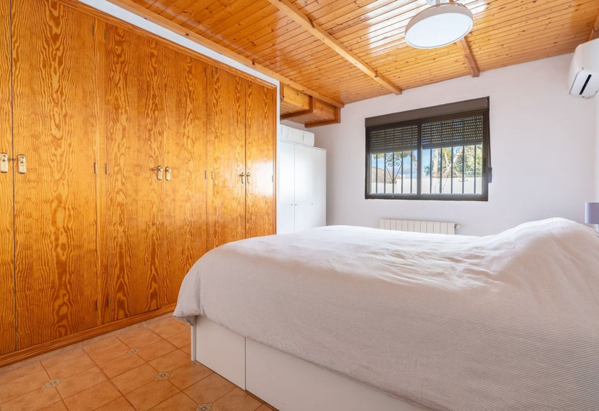 Sale · 3 Detached Villas · Hondón de las Nieves