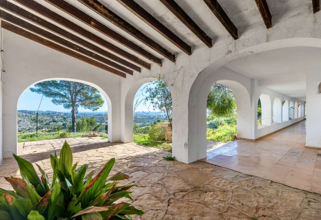 Sale · detached house · Calpe