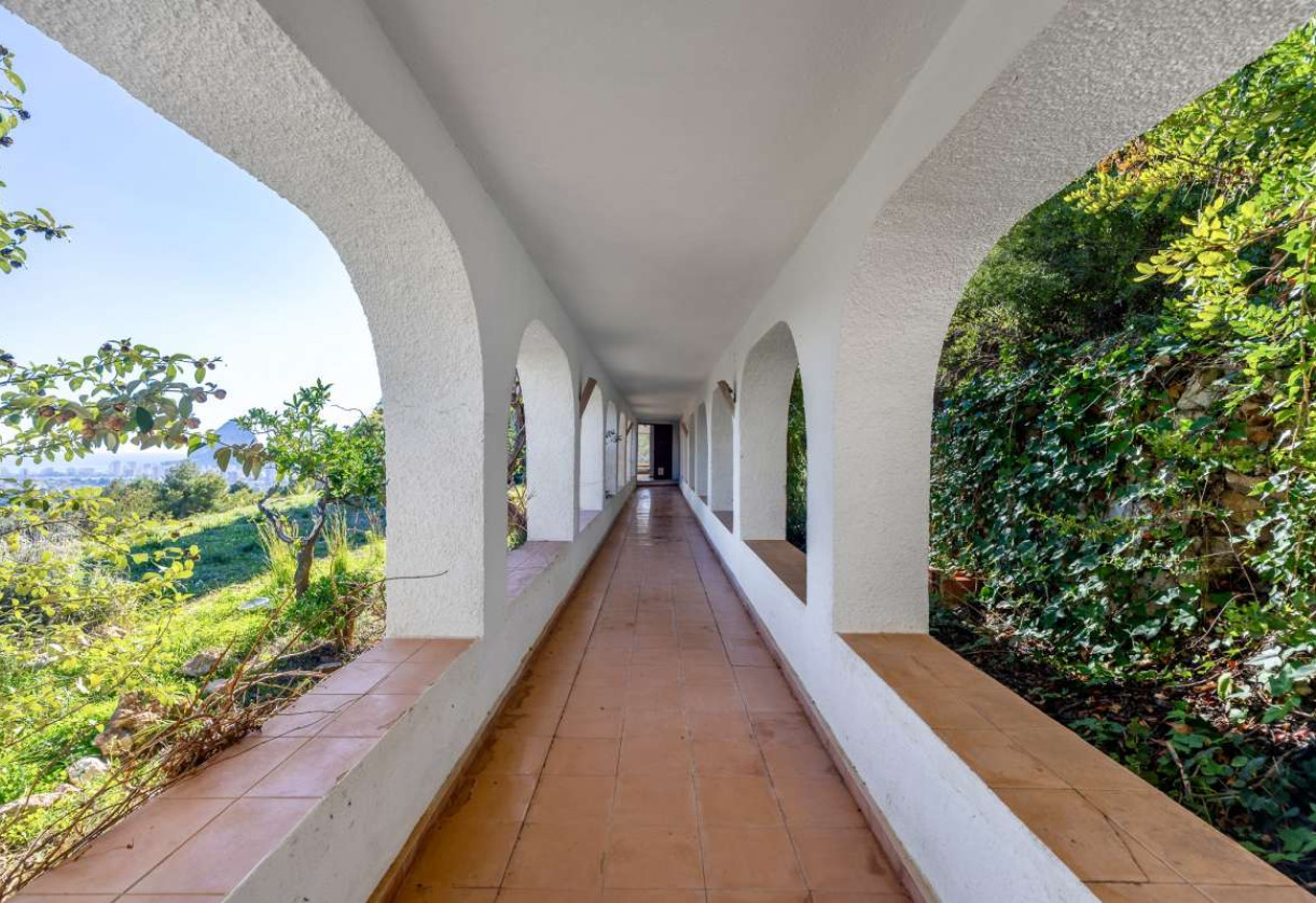 Sale · detached house · Calpe