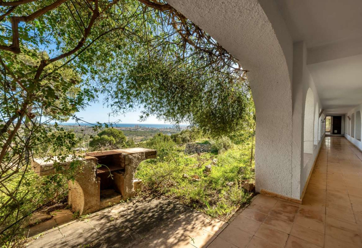 Sale · detached house · Calpe