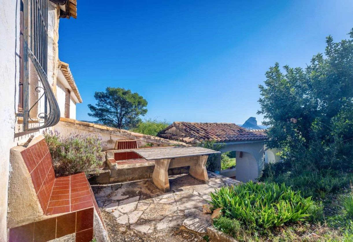 Sale · detached house · Calpe