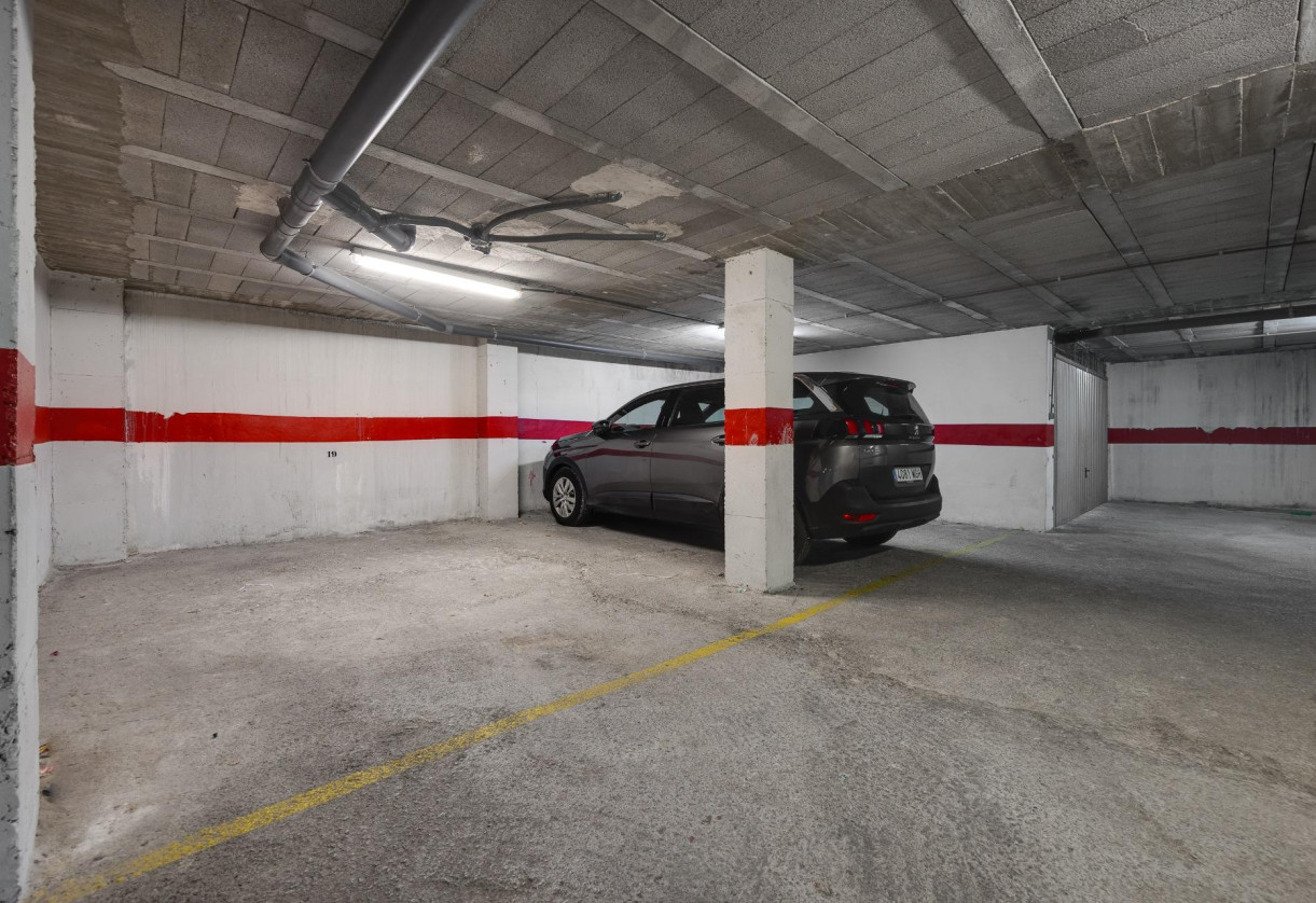 Sale · Garage · Torrevieja · Playa del cura