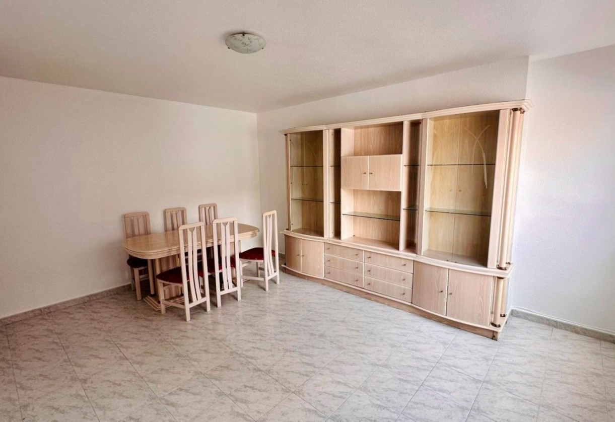 Rynek wtórny · Apartment · Torrevieja Centro · Torrevieja