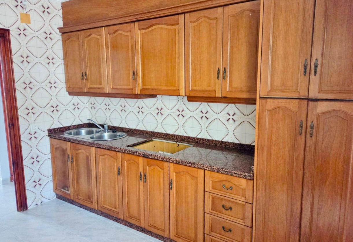 Rynek wtórny · Apartment · Torrevieja Centro · Torrevieja